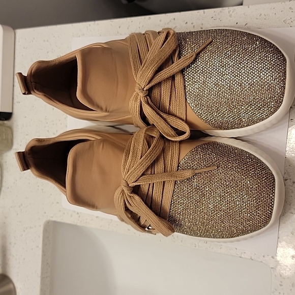 NWT TORRID SIZE 8W LACE-UP NYLON SNEAKER (WW) - Picture 6 of 11